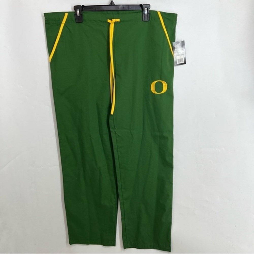 5/$25 Scub Dudz mens Oregon green pants